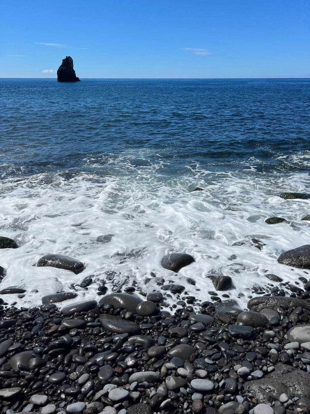 Remember to explore: black beaches - Yazbahar